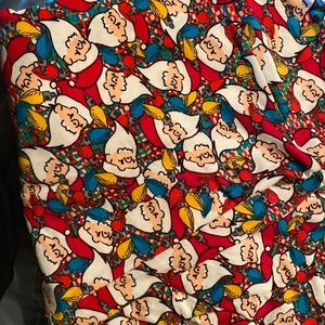 Lularoe TC Christmas Santa leggings!